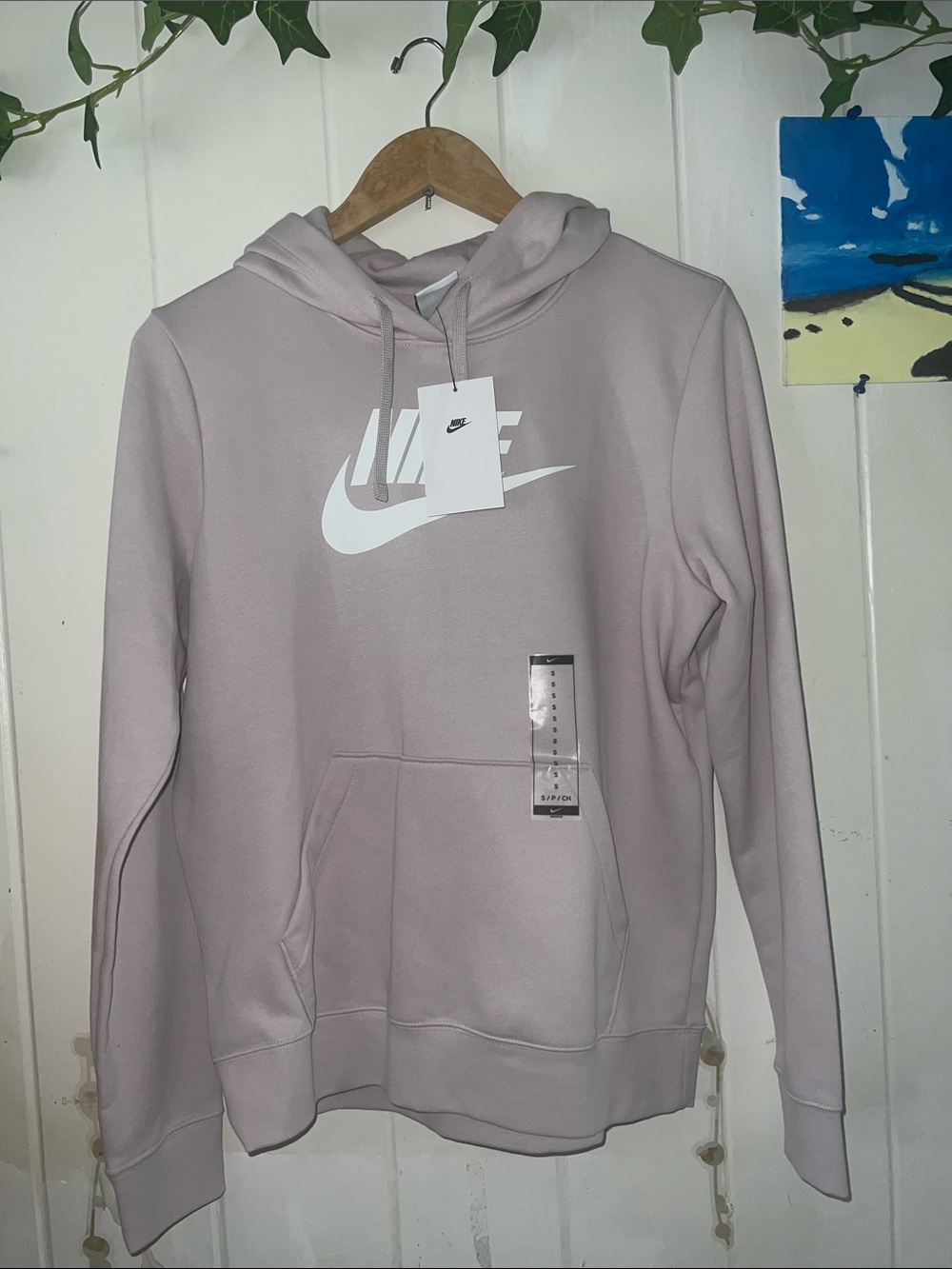 💗💜Nike women's Mauve Pullover Hoodie with White Swoosh